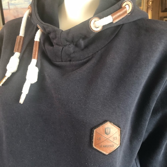 Indicode Sweater/Hoodie - Picture 7 of 9